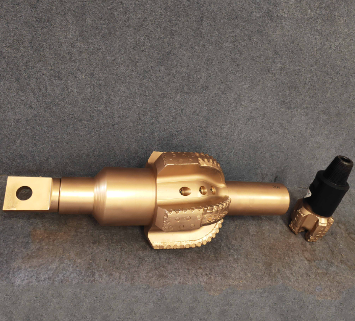 PDC reamer